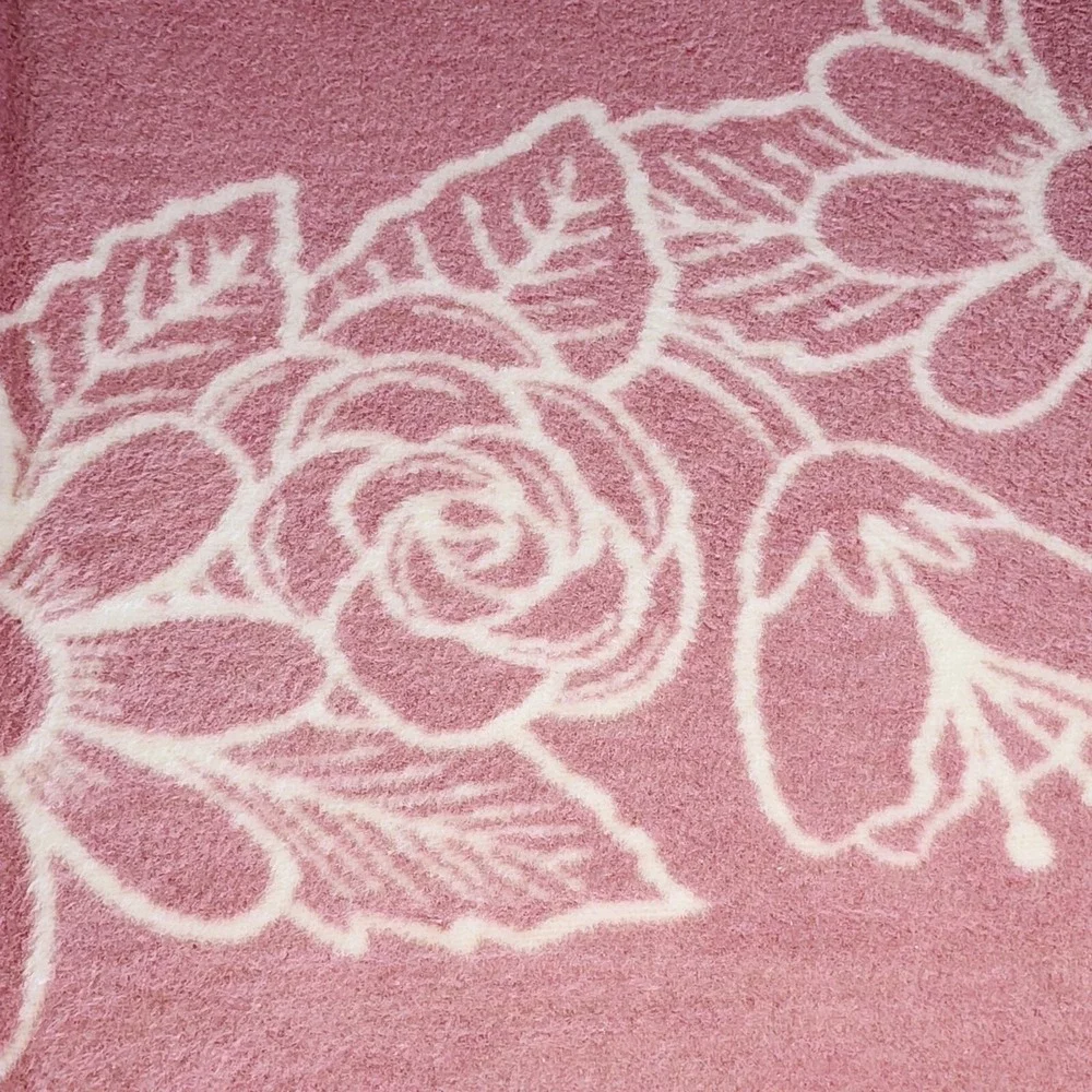 Docofil Throw Blanket For Grammy Pink Ivory Reversible 51x67‎ Made in Portugal